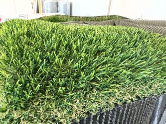 15x12.5 brand new thick artificial turf brand new $265