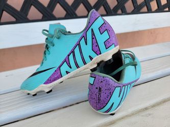Nike mercurial soccer cleats for kids