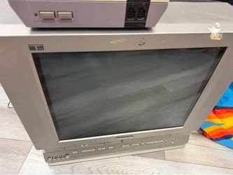 Dvd / vhs tv (REDLANDS PICK UP