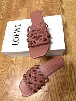 Loewe slides