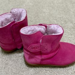 Ugg toddler girl boots, size US8