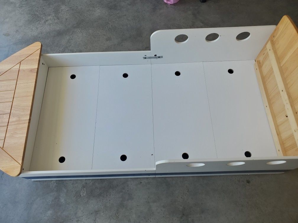 Toddler Bed (Mattress Not Included)
