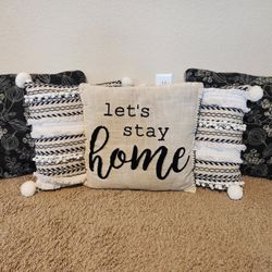 5 Couch Pillows