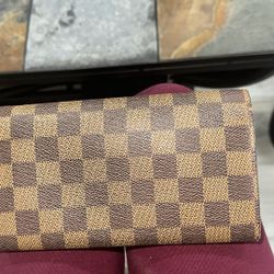 Damier Ebene Sarah Wallet