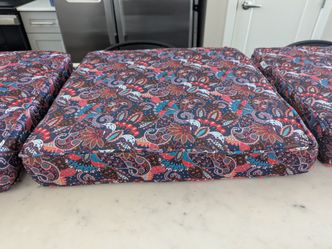 Outdoor patio chair cushions