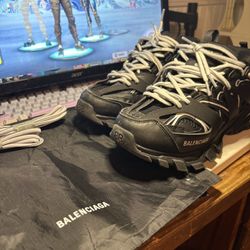 Balenciaga Tracks Oreo