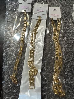 Aretes y pulseras