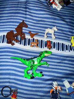 Lego animal mini figures