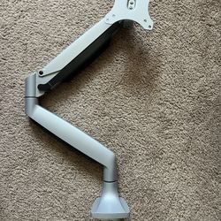 Single Monitor Arm VESA Desk Mount up to 32” / 19lbs