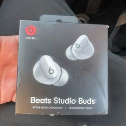 Beats Studio Buds
