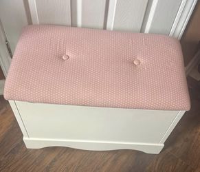 Four Piece Kids Furniture Set (measurements In Last Pic)