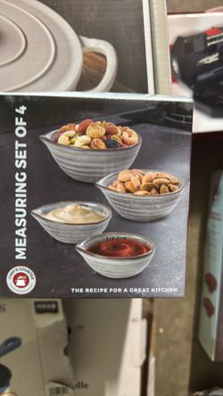 Mini measuring set of 4 new in box