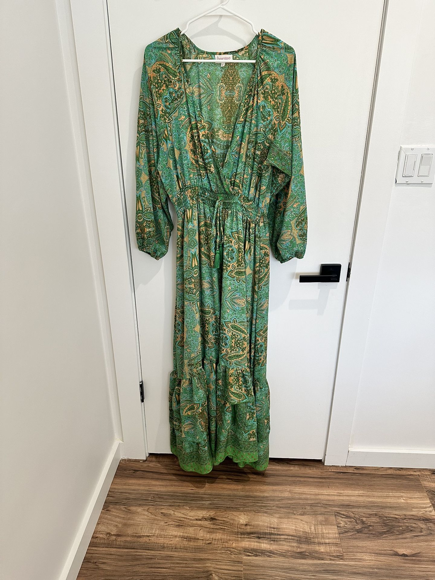 Green maxi dress