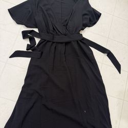 Women’s Size 3XL black Wrap Dress