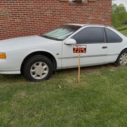 1993 Ford Thunderbird