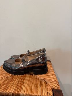 SOUL Naturalizer Metallic Silver Mary Jane Loafers size 9