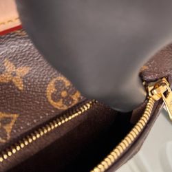 Classic purse