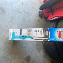 Bissell Featherweight Vacuum 