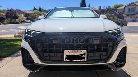 2025 Audi Q8