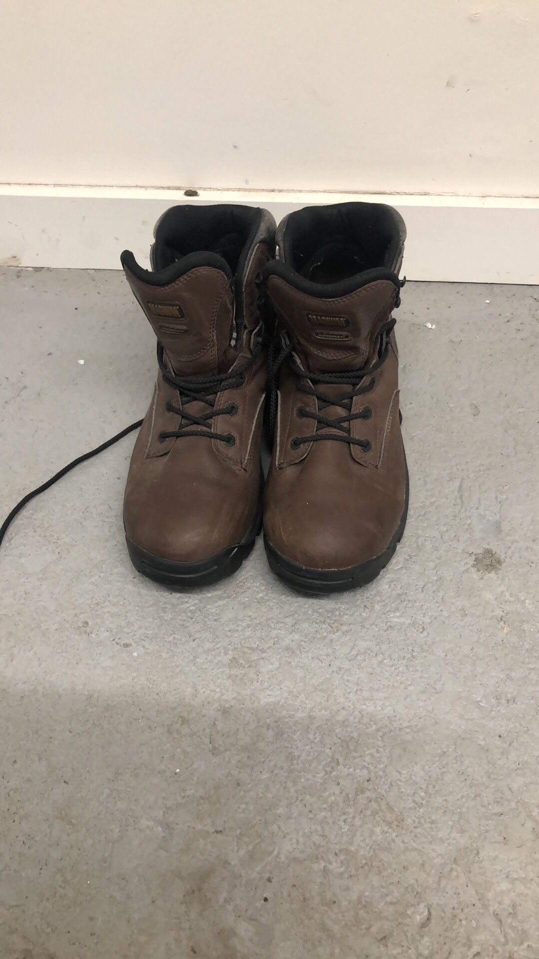 Size 12 Work boots like new