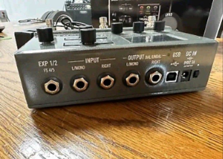 Line 6 HX Stomp Compact Multi-Effects Unit featuring Helix Effects - Used