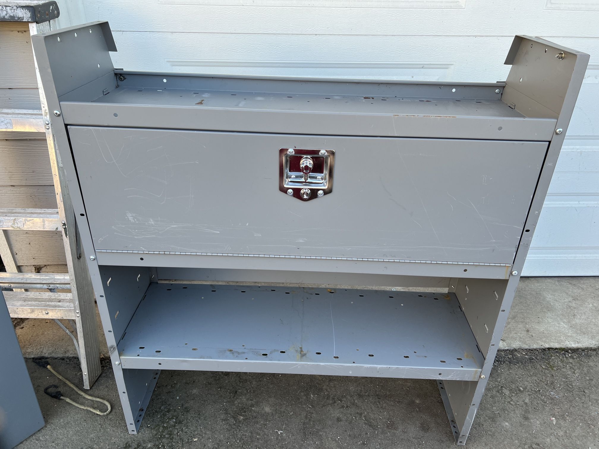 CARGO VAN STORAGE SHELVES