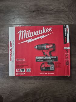 Milwaukee M18 Compact Brushless Drill/Driver Kit (model 2801-21P)
