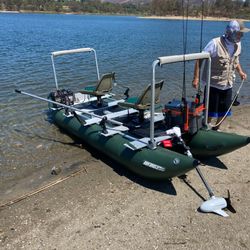 Sea Eagle FoldCat 375FC, W/3hp Motor