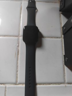 iWatch sE 44mm