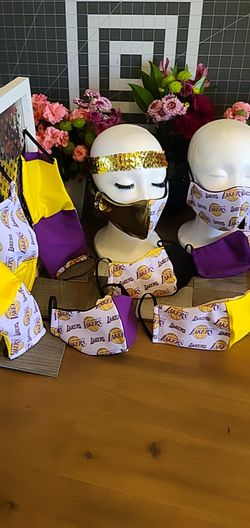 Lakers face band
