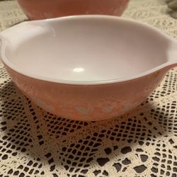 Vintage Nesting Cinderella Pink Gooseberry Pyrex 