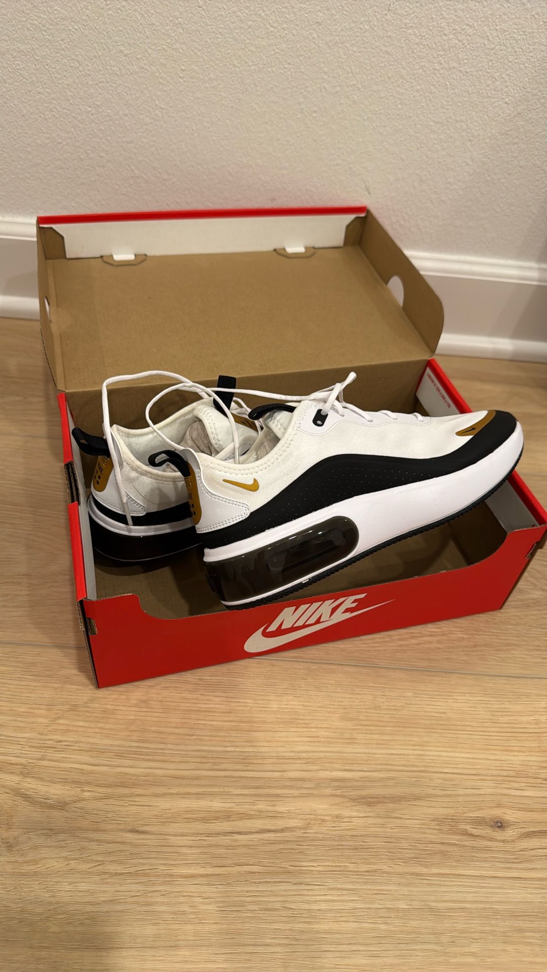 Nike Air Max Dia Women’s 8