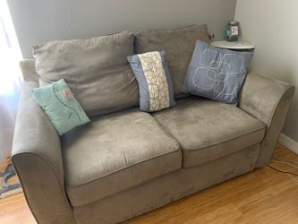 Love seat couch green