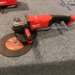Brand New Milwaukee 7-9” Grinder With Cut Off Wheel 