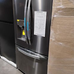 LG Refrigerator And Washer And Dryer Set 