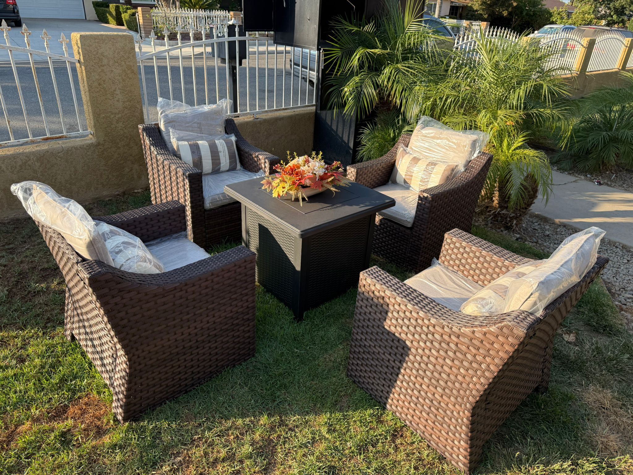 Patio Furniture Set Outdoor New In The Box
