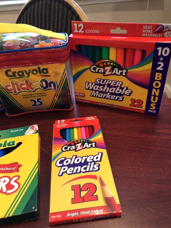 75 piece Crayola Super Art & Craft Kit. I paid $27+ taxes. $20 obo taxes  it. for Sale in San Jose, CA - OfferUp