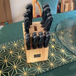 Knife 16 Piece, Stainless Steel With Block