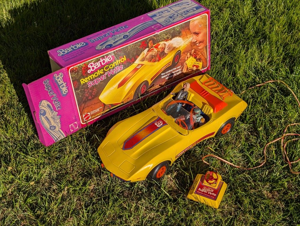 Vintage 1979 Barbie Super' Vette Remote Control Corvette w/ Original Box & Instr