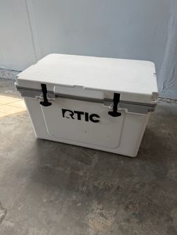 RTIC 52 QT Ultra-Light Hard Cooler