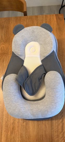 Baby feeding pillow