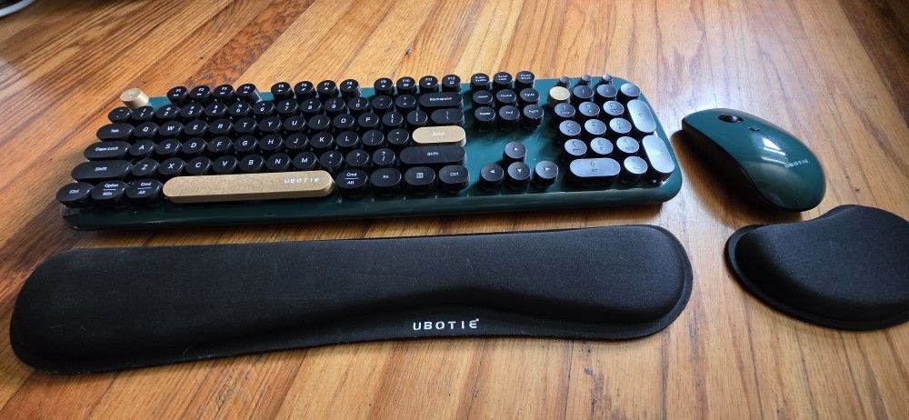 Wireless Keyboard & Mouse