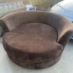 Huge 2 Person Chair With Full Swivel Base