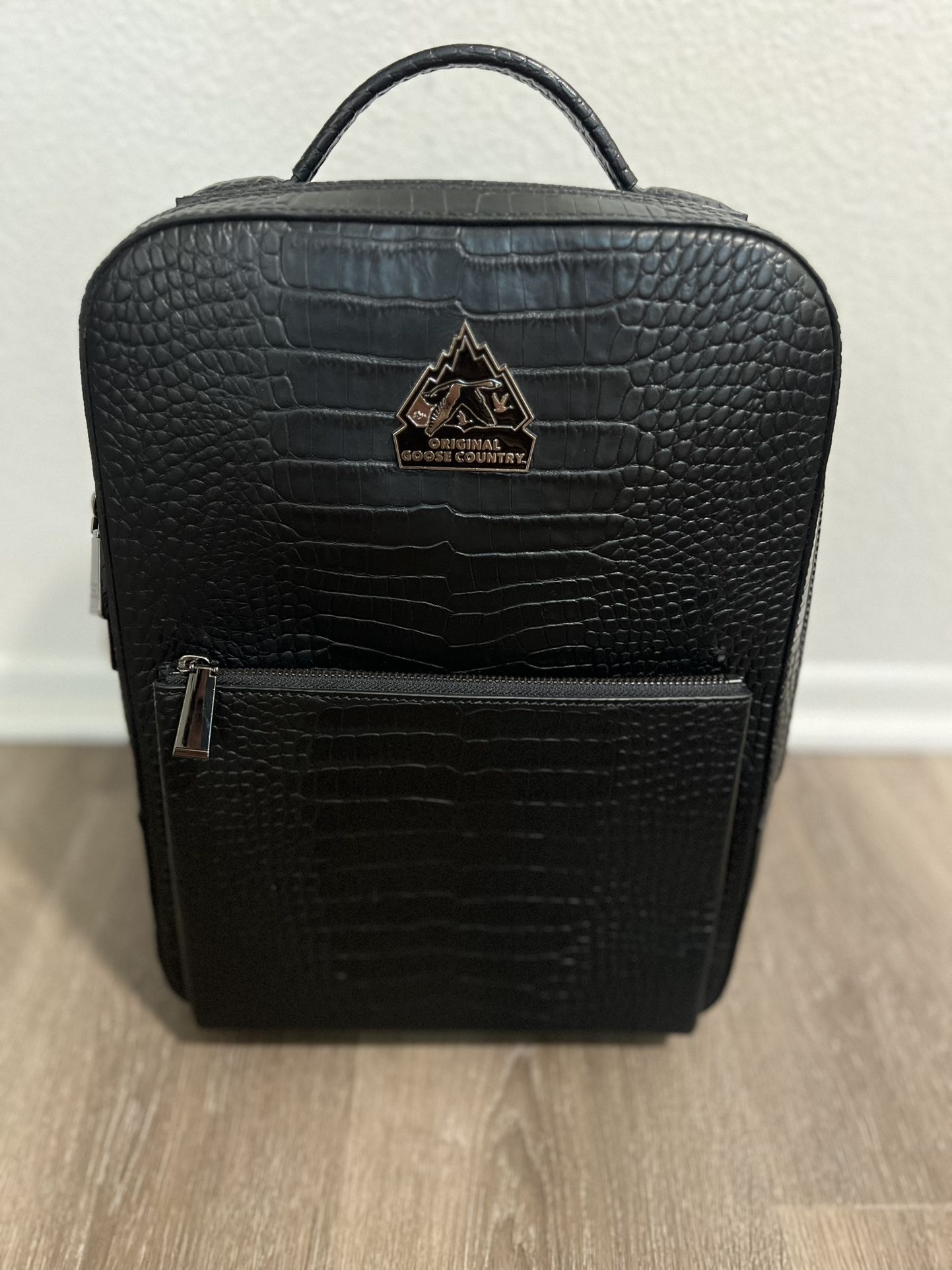 Handmade Genuine Leather Backpack (Original Goose Country)