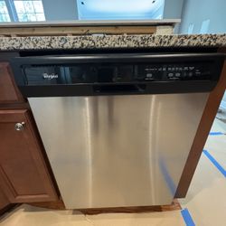 Whirlpool Dishwasher 