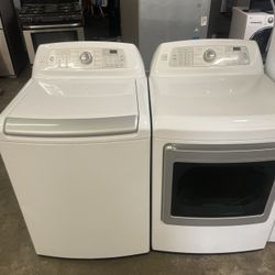 Kenmore Elite Washer & Dryer Set – $400 OTD – Cosmetic Rust Only