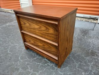 ✨ Mid-Century Modern Walnut 2-Drawer  ✨