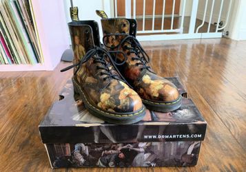 Dr. Martens Hogarth Renaissance Artist Boots Size Men 6 Women 7