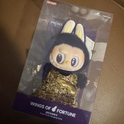 Wing Of Fortune Pendant Labubu 