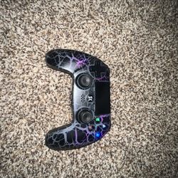 PlayStation 4 Controller Lights Up